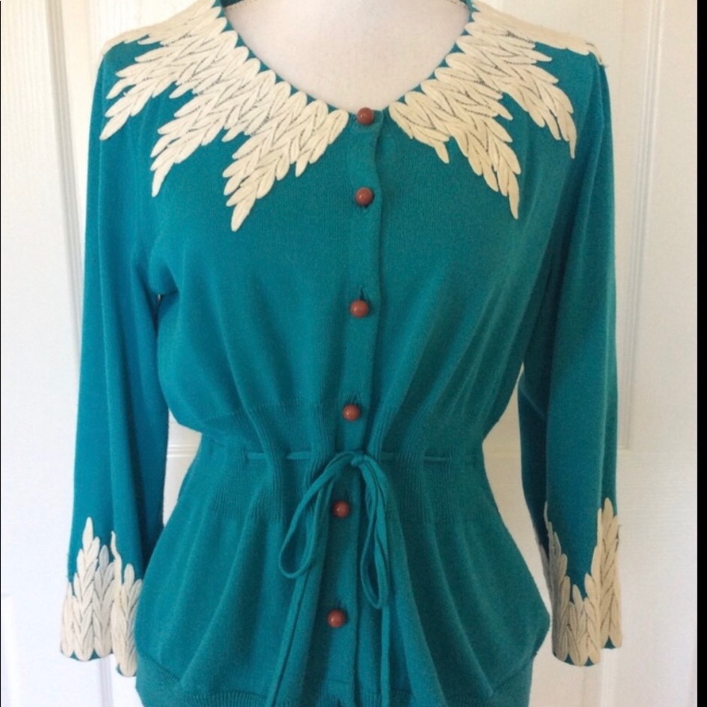 Anthropologie sweater size L